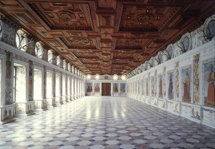 Innsbruck: Tickets for Schloss Ambras - Who this visit is best for