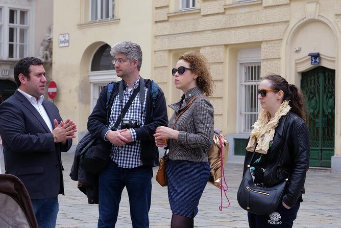 Jewish in Vienna Tour - Starting in Nestroyplatz: the easy meeting point for a meaningful walk