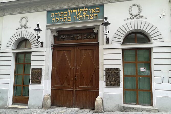 Jewish Vienna Walking Tour - Getting your bearings at Stadttempel (Start near Seitenstettengasse)