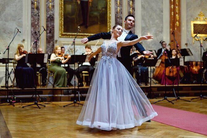 Konzerte der Wiener Royal Orchester - What the concert actually feels like: music plus show moments
