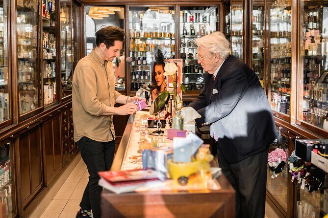 KuK perfumery Filz - the fragrance of empress Sisi - Coffeehouse atmosphere and your drink choice while you listen