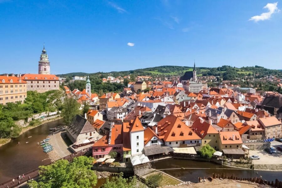 Linz: Private Day Trip to Cesky Krumlov - Price and Value: What $882 Per Group Really Buys You