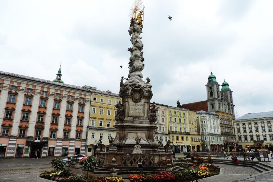 Linz Private Walking Tour - Hauptplatz’s Trinity Column: a monument with a message