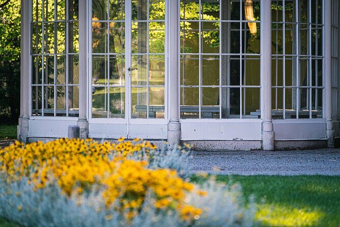 Lonely Goatherd Bike Tour: Cycle Salzburg's Surroundings with the Sound of Music - Stop 1: Schloss Frohnburg and why you might hear music