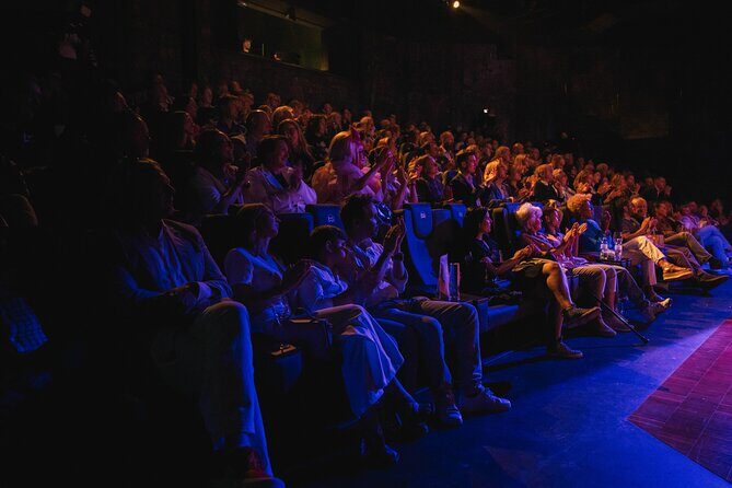 Magic World - The World´s Best Magic - Audience feel: comfortable seats and a personal vibe