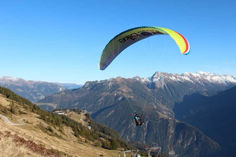 Mayrhofen: Private Paragliding Flight - All Levels - Freedom - Meeting Your Instructor: Clear Briefing Before You Ever Leave the Ground
