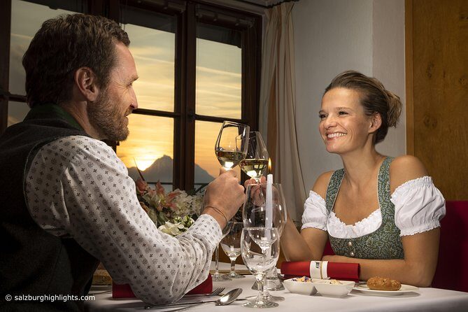 Mozart and Advent/Christmas Concert with Dinner at Fortress Hohensalzburg - The Concert: Best of Mozart Plus Advent/Christmas Carols