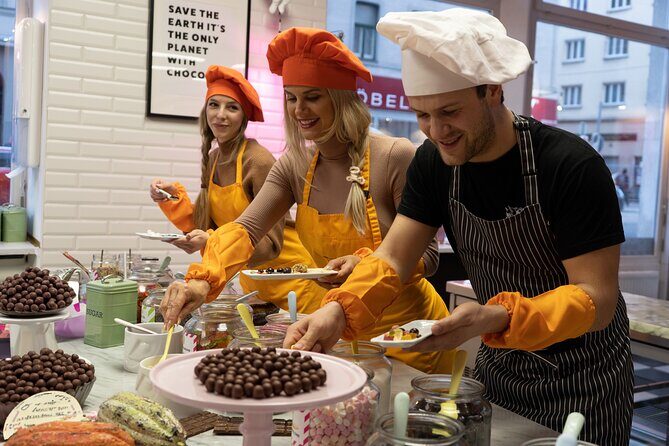 Mozart Kugel Workshop in Chocolate Museum Vienna "BO-YO" - Booking tips to get the most out of your class