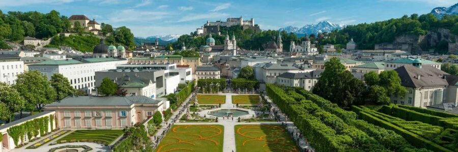 Munich: Salzburg & Hallstatt Alpine Adventure, Private Tour. - Mirabell Gardens and Salzburg’s Old Town: What to Focus on in 80 Minutes