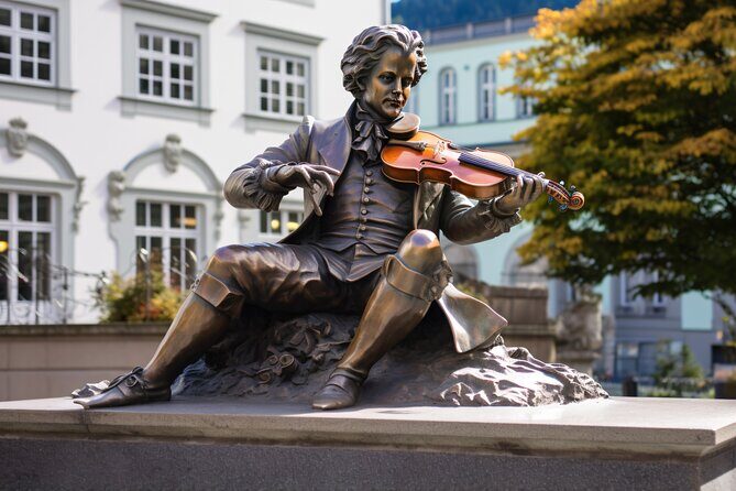 Musical Salzburg: Follow the Trail of the Beloved Movie - Stop 1: Mirabell Gardens and the Pegasus Fountain (Do-Re-Mi)
