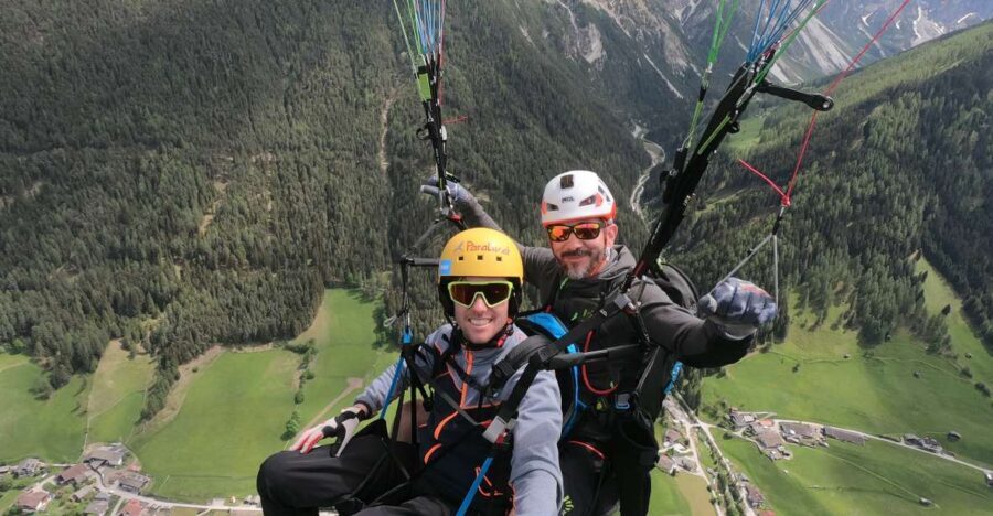 Neustift im Stubaital: Panoramic Tandem Paragliding Flight - Neustift im Stubaital Tandem Paragliding: the view is the whole point