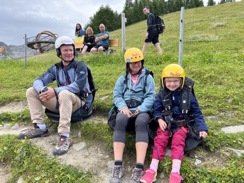 Neustift im Stubaital: Panoramic Tandem Paragliding Flight - Price and value: $159 for a glacier-view tandem flight