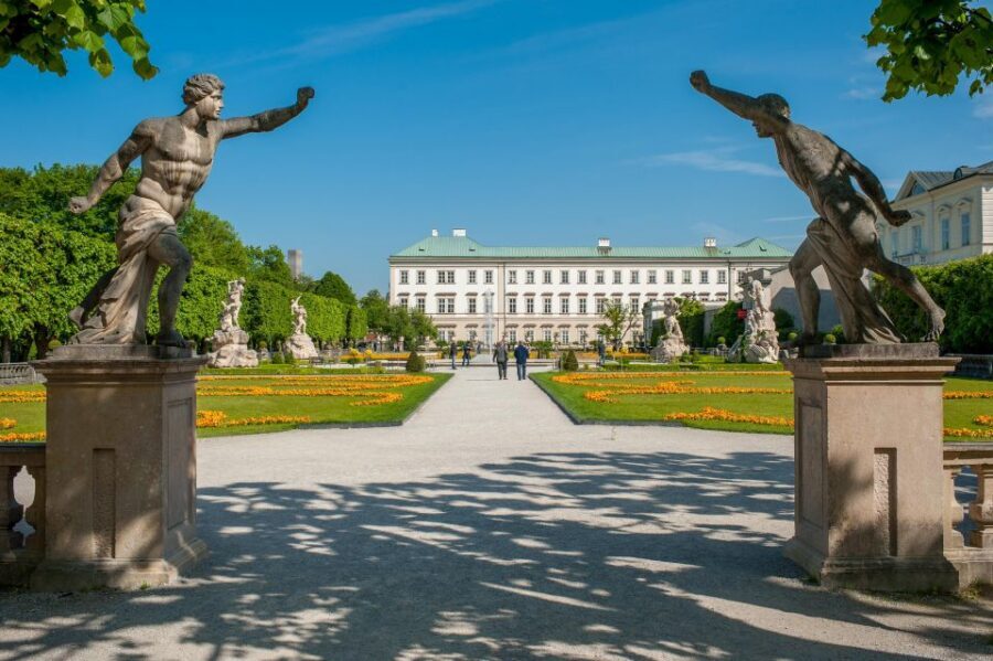 Original Sound of Music Tour & Edelweiss Cooking Class - Film Stops You Can Actually Picture: Gazebo, Schloss Leopoldskron, Lake Wolfgang, Mondsee