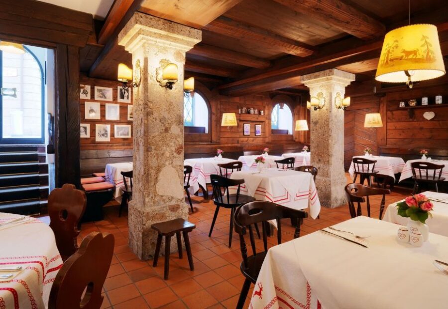 Original Sound of Music Tour with Schnitzel + Noodles - Key highlights to know before you book