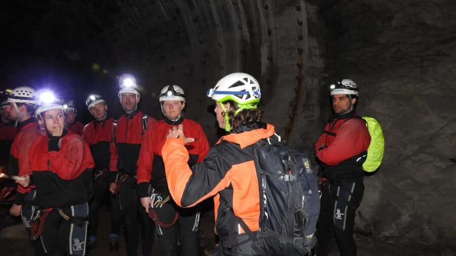 Ötztal: Guided Cave Tour for Beginners - Beginner-friendly cave movement: what it feels like in practice