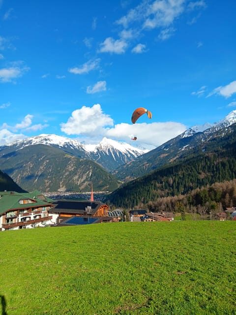 Paragliding Tandem Flight - Pilots, personality, and why you remember the people