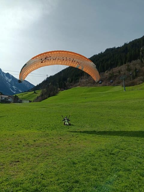 Paragliding Tandem Flight - Value in Tyrol: what $141 buys you (and what it does not)