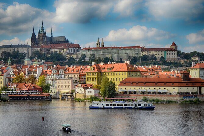 Prague Full-Day Guided Tour From Vienna - Charles Bridge: 30 Minutes to Get Your Prague Bearings