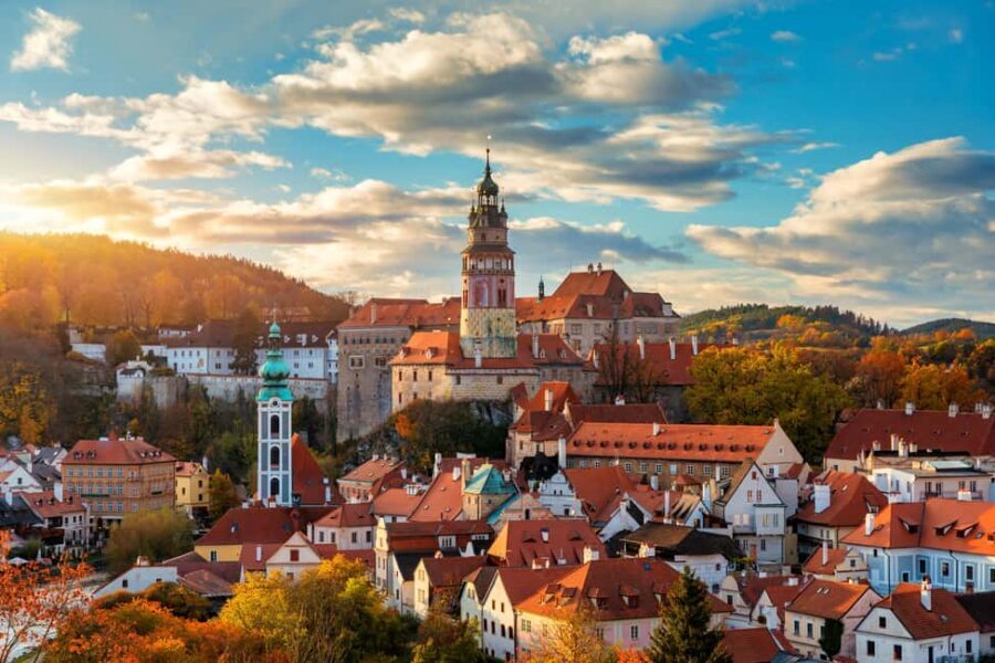 Prague: Old Town & Underground Tour Guided Tour - Small rules that affect your experience