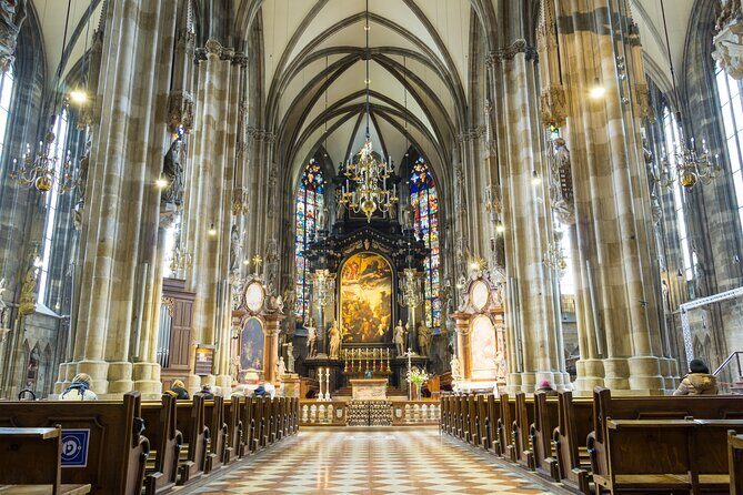 Private Bike Tour of Vienna Top Attractions & Nature - Old Town essentials: Ankeruhr and the Historic Center on two wheels