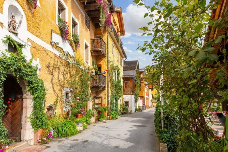 Private day trip: Munich to Hallstatt, Skywalk & Salt Mine - Tickets, lunch, and what your day doesn’t include