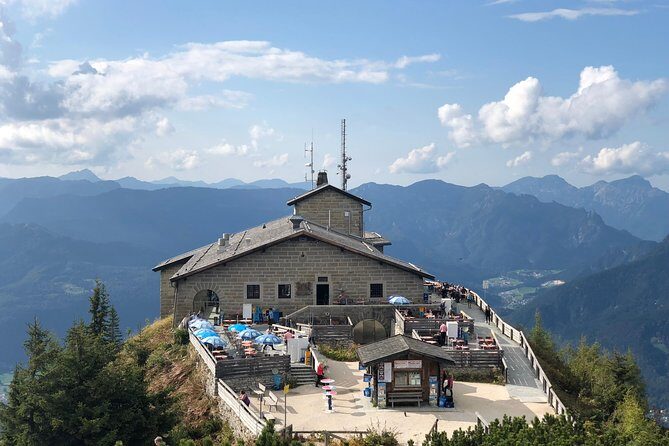 Private Eagle's Nest and Hallstatt tour from Salzburg - Luxury pickup at 9:00 and how the drive gets you thinking in pictures