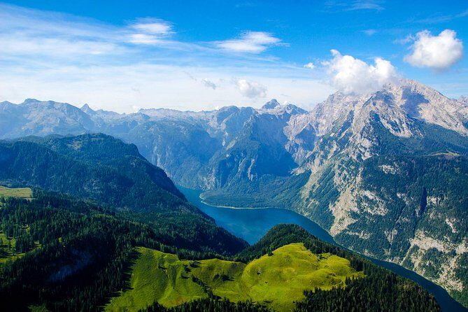 Private Eagles Nest Tour from Salzburg with tour ending in Munich - Cross the Border, Get Oriented, Then Head Up to Obersalzberg