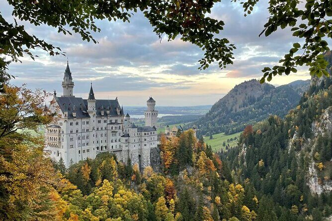 Private Full-Day Tour of Neuschwanstein Castle from Innsbruck - What the private format changes: less stress, more control