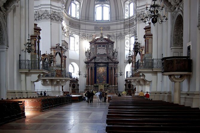 Private full day tour to Salzburg from Vienna with a local guide - Price and value for up to 3 people