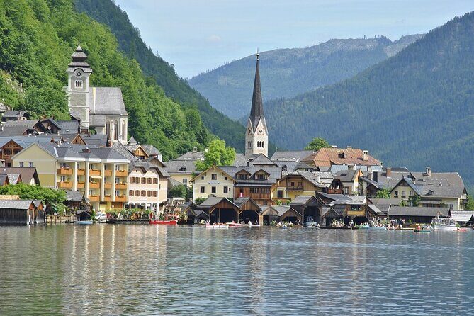 Private Full Day Trip to Hallstatt ,Salzburg and Melk from Vienna - Hallstatt Skywalk: when the funicular turns photos into memories