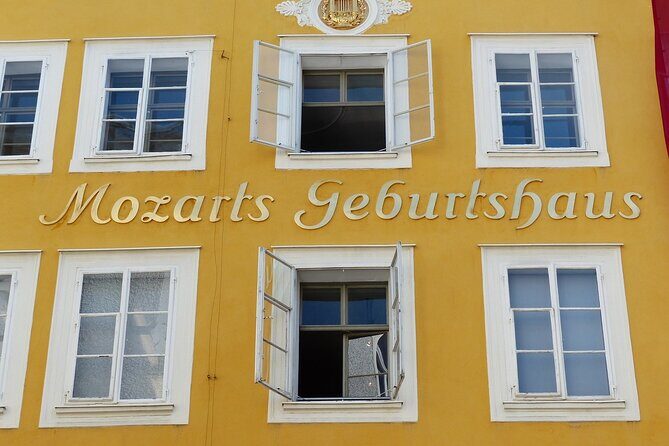 Private Full Day Trip to Hallstatt ,Salzburg and Melk from Vienna - Wolfgangsee and St. Wolfgang: Sound of Music charm with lakeside ease
