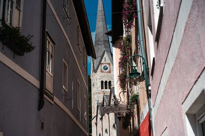 Private guided tour from Vienna to Hallstatt with Skywalk & Salt Mine Experience - Private Vienna to Hallstatt: why the day feels efficient