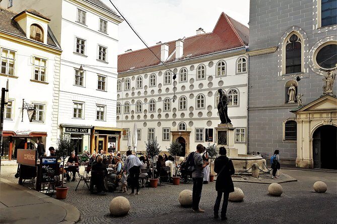 Private Hidden Vienna Walk — Stories Behind Quiet Corners - Rathausplatz and Café Landtmann: Freud’s Vienna at street level