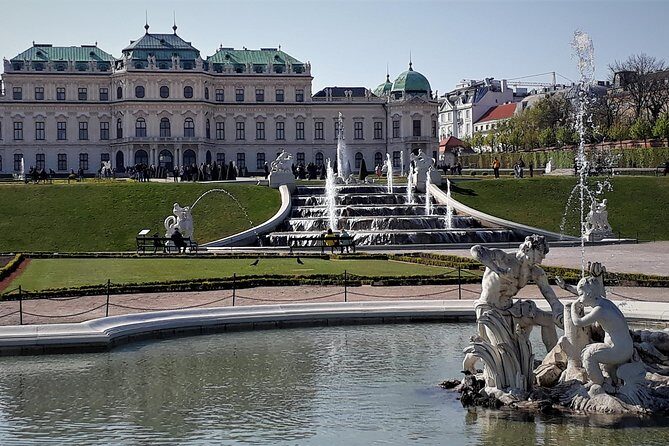Private Klimt & Vienna Art Walk — From Baroque to Secession - Walking Vienna’s layers: Schwarzenbergplatz and the city’s 1900 boom