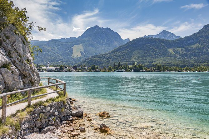 Private Lake District, St. Wolfgang and St. Gilgen Tour - What to pack for an 8-hour lakes and mountains day