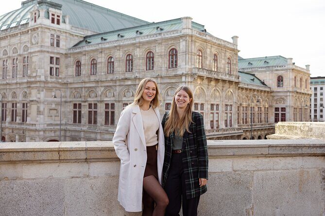 Private Photographer Vienna - Three Vienna Landmarks, One Easy Meeting