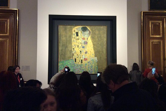 Private Themed Tour of the Belvedere with an Art Historian: "The Kiss" by Gustav Klimt: how it became the Symbol of the Viennese Art - How the 1 hour 30 minutes usually feels