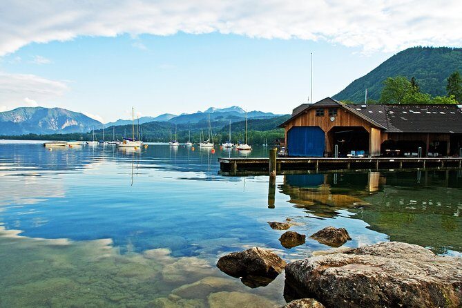 Private Tour Vienna to Salzburg via Wachau & Lake District - Stop 4: Seewalchen am Attersee and the shift to Lake District scenery