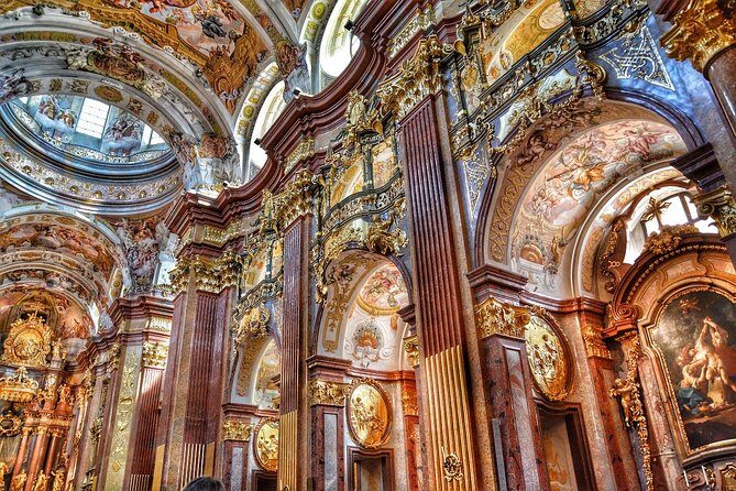 Private transfer from Salzburg to Vienna, 2 hours for sightseeing - The sightseeing stop menu: pick one that fits your day