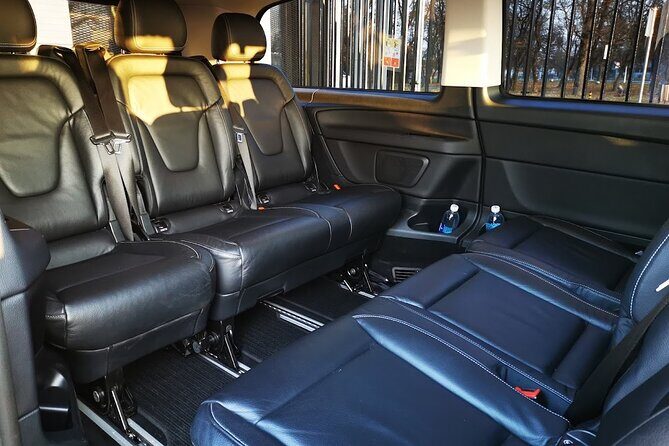Private Transfer from Venice to Vienna or Vienna to Venice - Private luxury transfer: what it really feels like