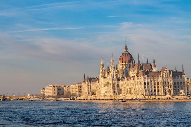 Private Transfer from Vienna to Budapest with 2 hours for sightseeing - Key Takeaways