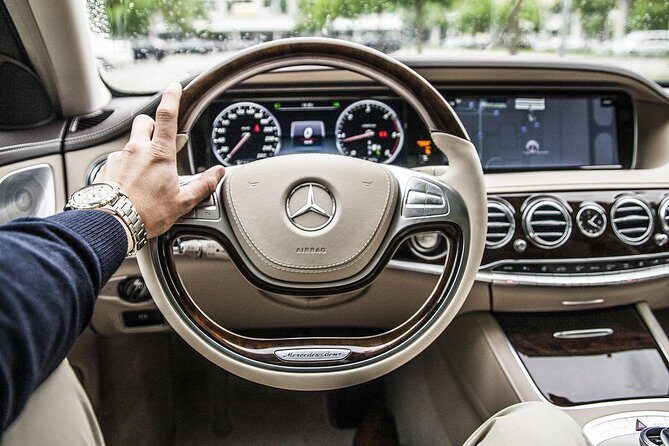 Private Transfer from Vienna to Budapest with 2 hours for sightseeing - Private door-to-door Vienna–Budapest travel, with built-in sightseeing time