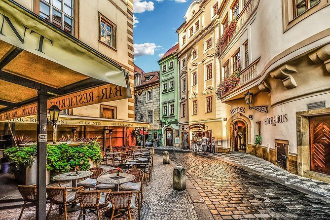 Private Transfer from Vienna to Prague, Hotel-to-hotel, English-speaking driver - Pickup and drop-off details that can make or break the day