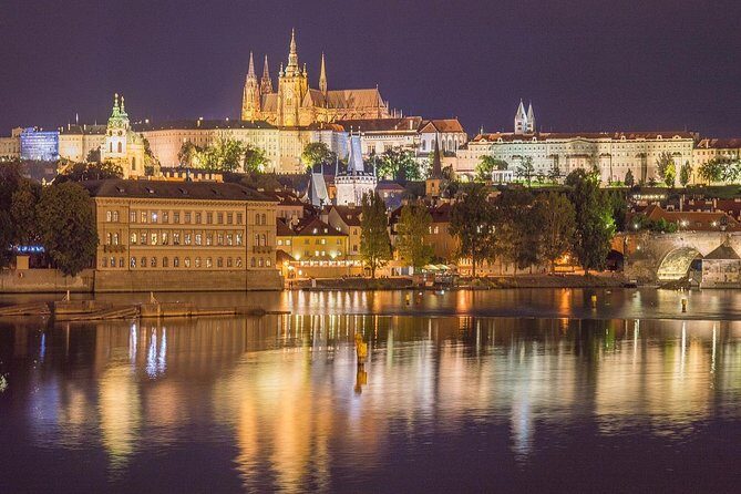 Private Transfer from Vienna to Prague, Hotel-to-hotel, English-speaking driver - Price and value: when $300.40 per person makes sense