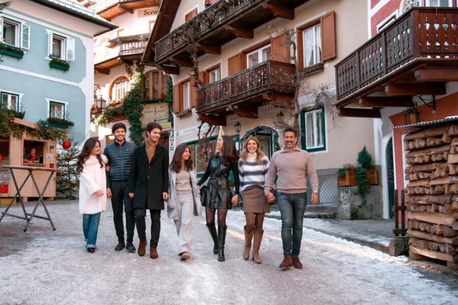 Private Vacation Photoshoot with Photographer in Hallstatt - Key things that make this Hallstatt shoot worth it