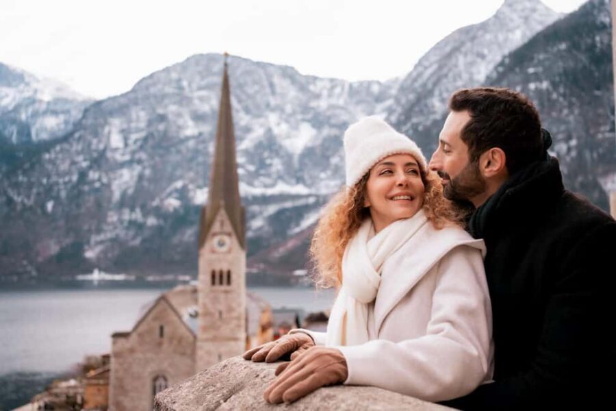Private Vacation Photoshoot with Photographer in Hallstatt - Hallstatt photos: what a pro actually fixes