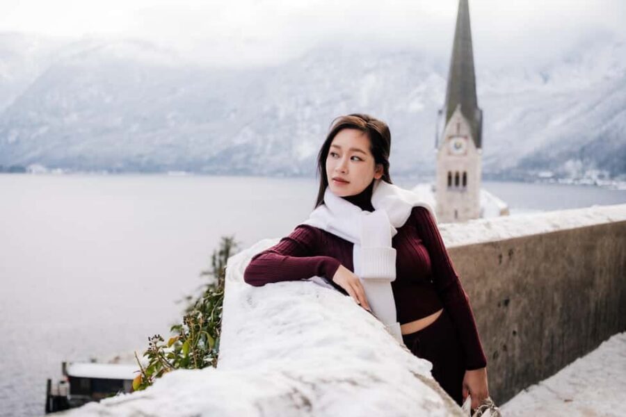 Private Vacation Photoshoot with Photographer in Hallstatt - How the shoot day feels: relaxed, guided, and photo-focused