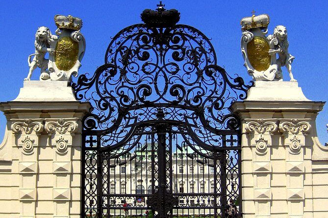 Private Vienna Highlights History Walk — WWII and Post War Vienna - Getting In Smoothly: Pickup Times, Mobile Ticket, and a Short Commute