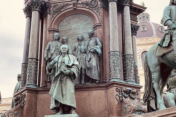 Private Vienna Walking Tour - Burggarten and Volksgarten: The People’s Garden Moment