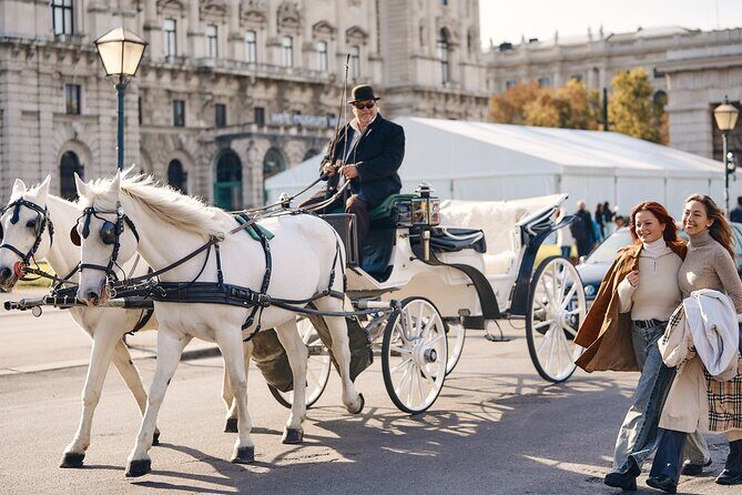Professional Photographer in Vienna for your Vacations - Stop 1: Stephansdom Photos That Look Like Vienna